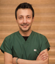 Dentist Onur Solmaz